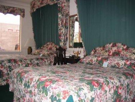 Tally Ho Inn Carmel-by-the-Sea 部屋 写真