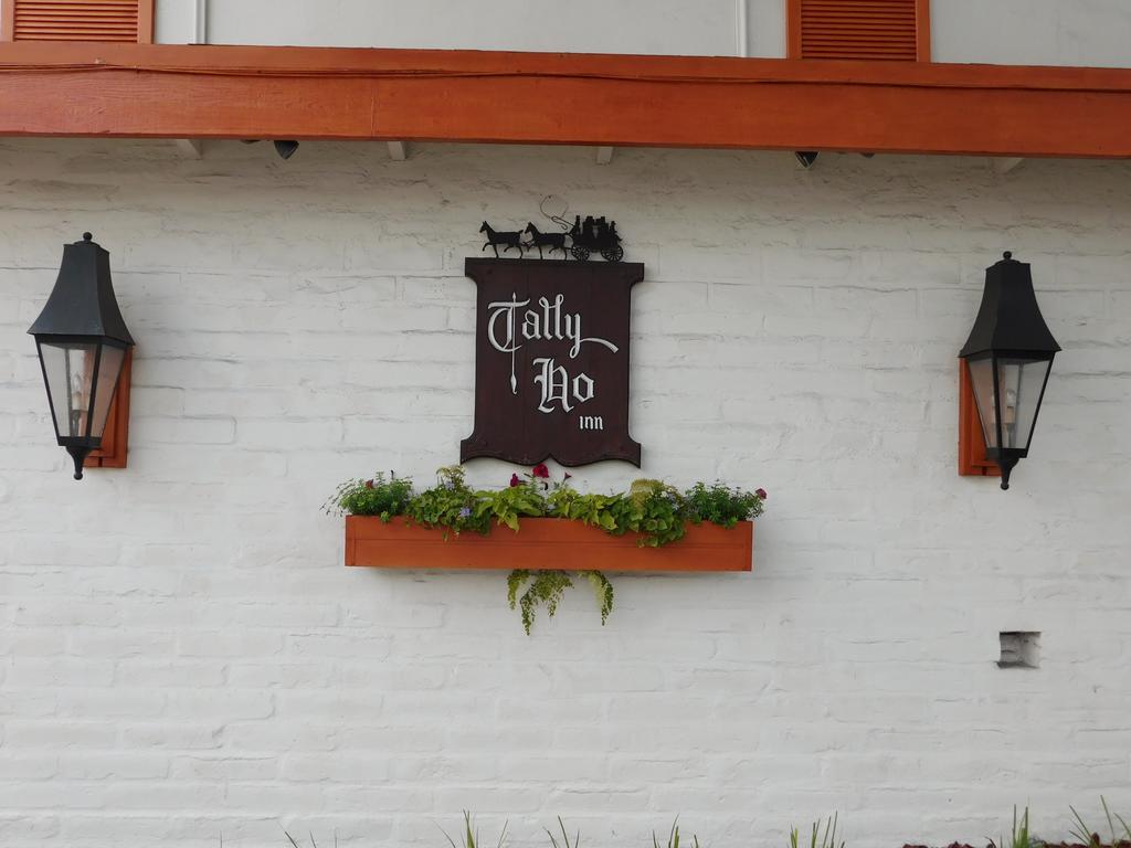 Tally Ho Inn Carmel-by-the-Sea エクステリア 写真